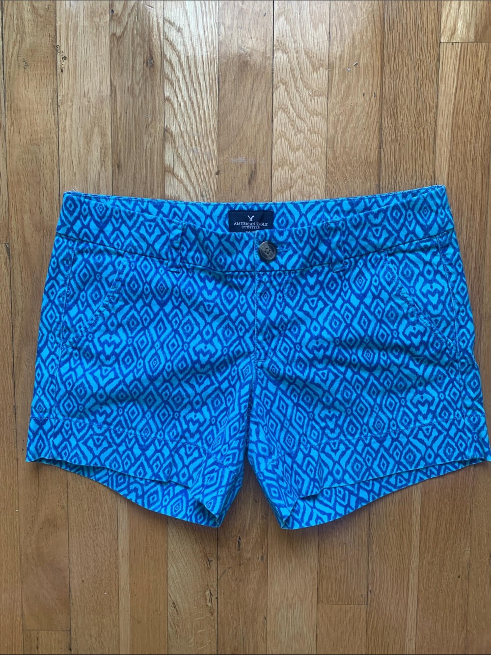 American Eagle Outfitters Blue Geometric Women's Shorts